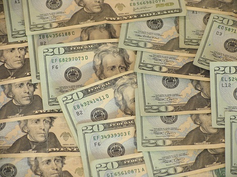 Post image for Americans To Spend Less This Holiday Season